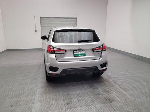 Used 2021 Mitsubishi Outlander Sport SE FWD image 6