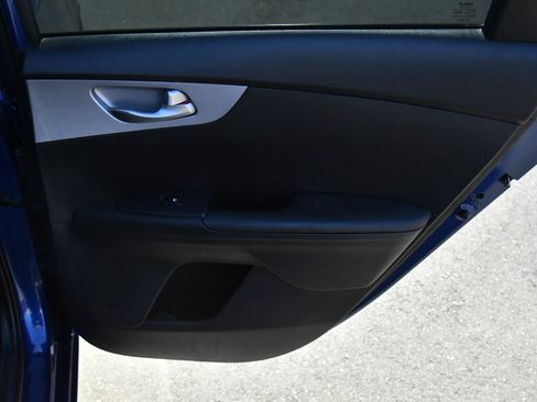 Used 2024 Kia Forte LXS w/ LXS Technology Package FWD image 33