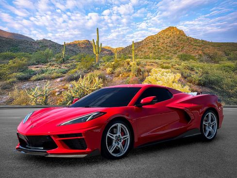 Used 2021 Chevrolet Corvette Stingray Premium Conv w/ Z51 Performance Package RWD image 8