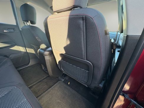 Used 2017 Chevrolet Equinox LT w/ Convenience Package image 26