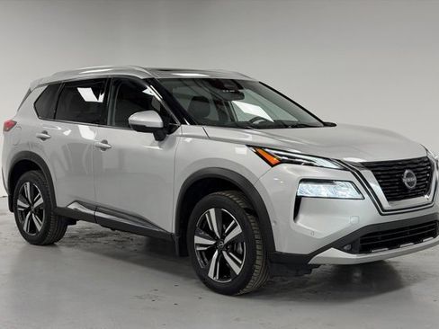 Used 2022 Nissan Rogue Platinum w/ Head-Up Display Package image 5