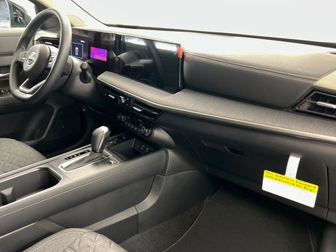 New 2026 Nissan Kicks SV image 24