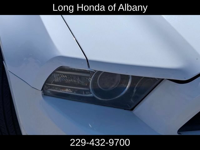 Used 2013 Ford Mustang Premium RWD image 4