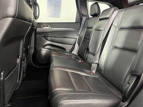 Used 2021 Jeep Grand Cherokee Limited AWD/4WD image 38