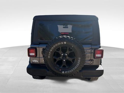 Used 2021 Jeep Wrangler Sport AWD/4WD image 4