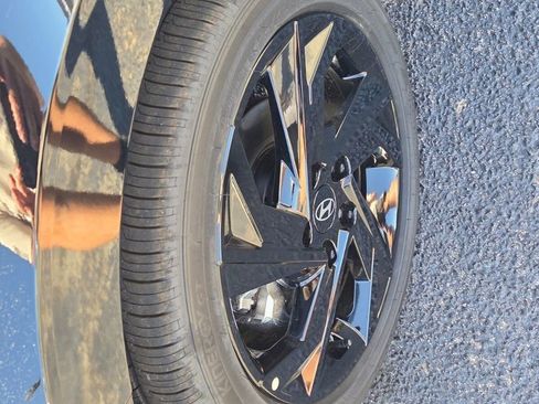 New 2026 Hyundai Elantra SEL Sport Premium FWD image 16