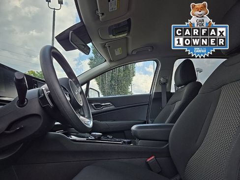 Certified 2023 Kia Sportage LX AWD/4WD image 30