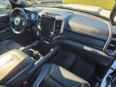 Used 2022 RAM 1500 Limited AWD/4WD image 11