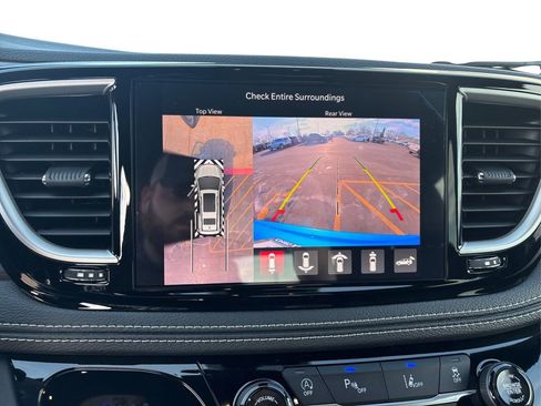 New 2026 Chrysler Pacifica Select image 25