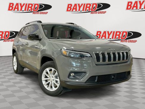 Used 2022 Jeep Cherokee Latitude Lux w/ Sun & Sound Group AWD/4WD image 1