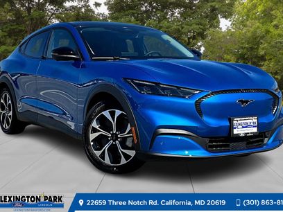 New 2025 Ford Mustang Mach-E Select w/ Comfort Package Lite