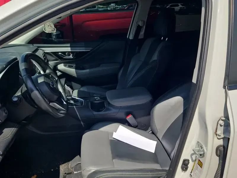 Used 2023 Subaru Outback Onyx Edition AWD/4WD image 8