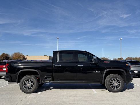 New 2026 Chevrolet Silverado 2500 LTZ w/ Z71 Chrome Sport Edition image 3