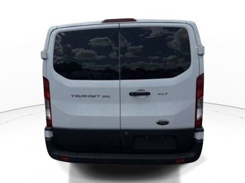 Used 2021 Ford Transit 350 XLT RWD image 5