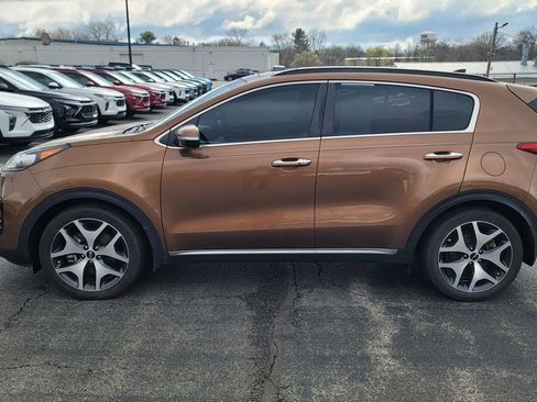 Used 2018 Kia Sportage SX image 3