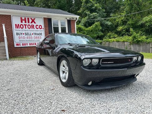 Used 2012 Dodge Challenger R/T w/ Electronics Convenience Group RWD image 7