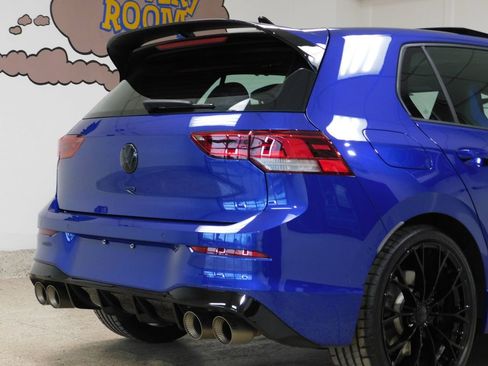 Used 2025 Volkswagen Golf R Black Edition image 90
