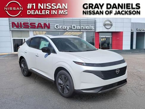 New 2025 Nissan Murano SL image 2