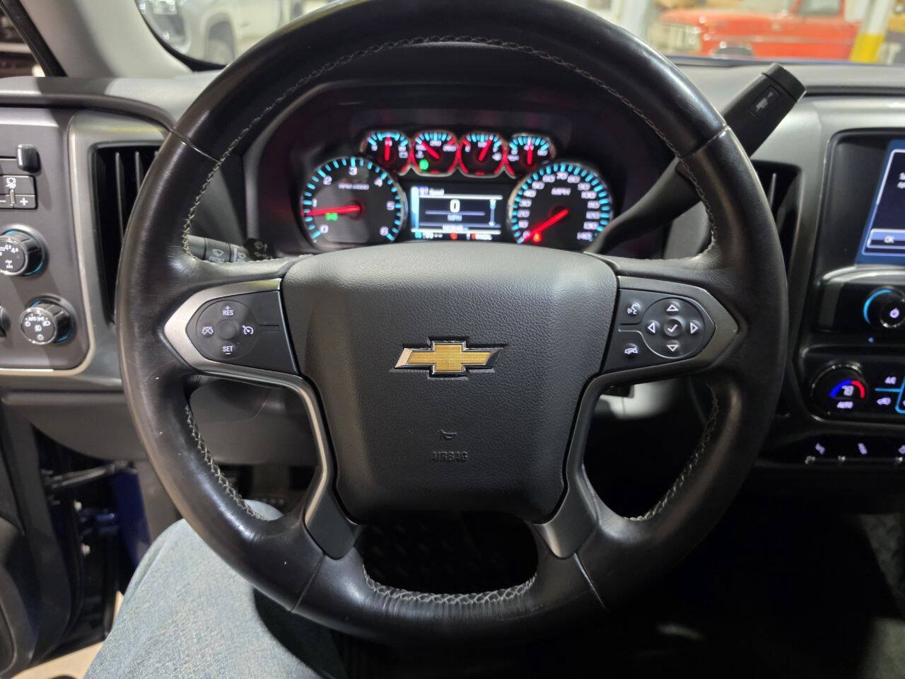 Used 2017 Chevrolet Silverado 1500 LT w/ All Star Edition AWD/4WD image 33