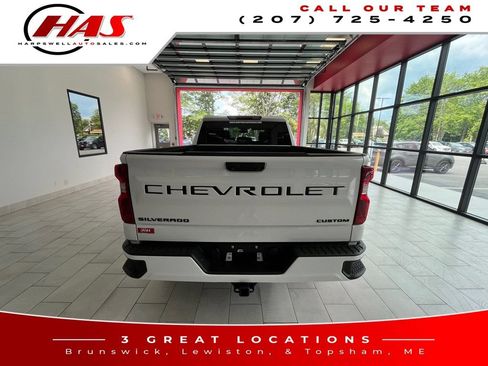 Used 2024 Chevrolet Silverado 1500 Custom w/ LPO, Dark Essentials Package AWD/4WD image 6