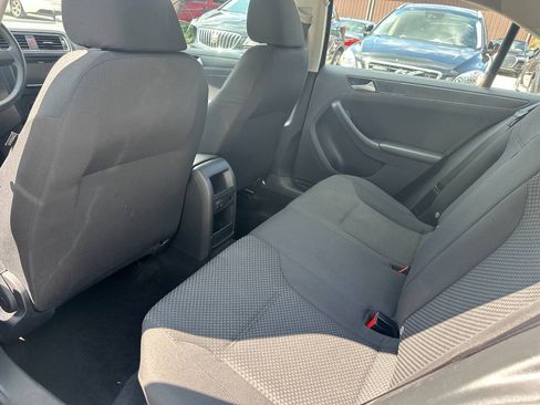 Used 2014 Volkswagen Jetta S FWD image 12