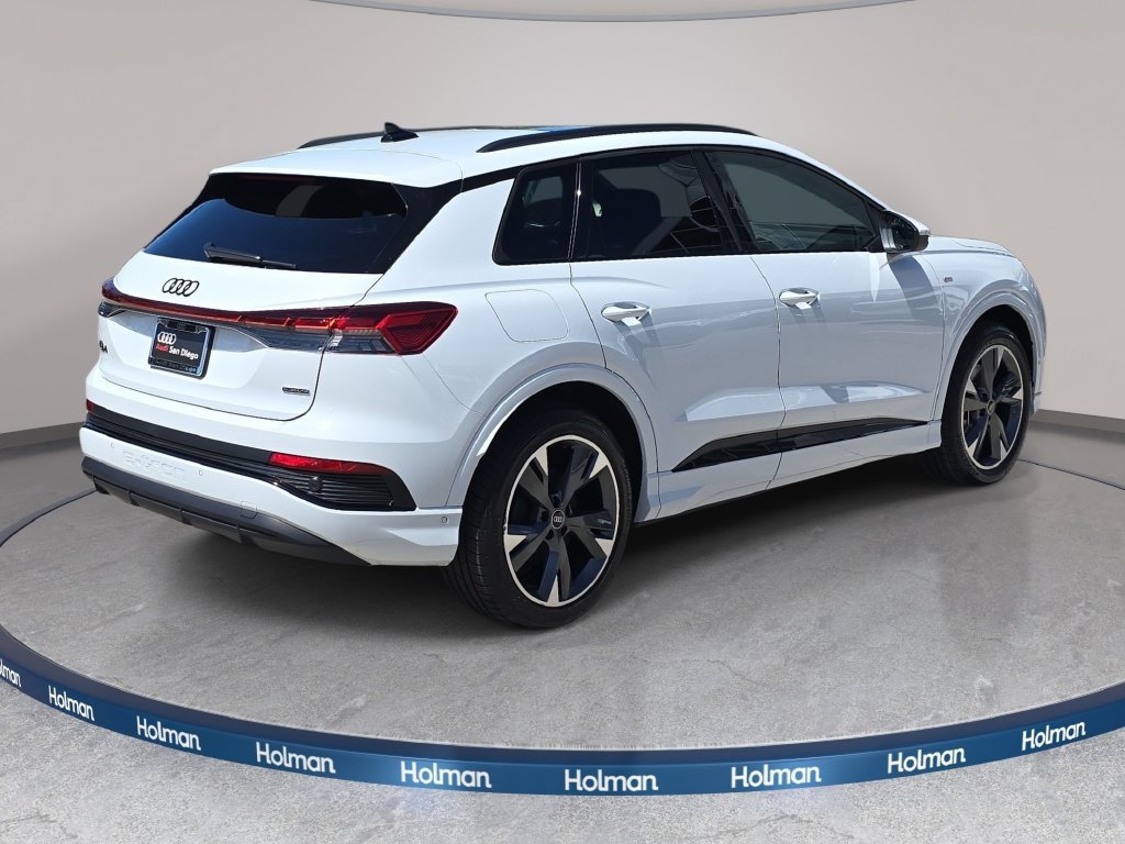 Used 2024 Audi Q4 e-tron Prestige w/ Black Optic Package AWD/4WD image 6