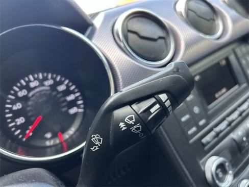 Used 2017 Ford Mustang EcoBoost image 22