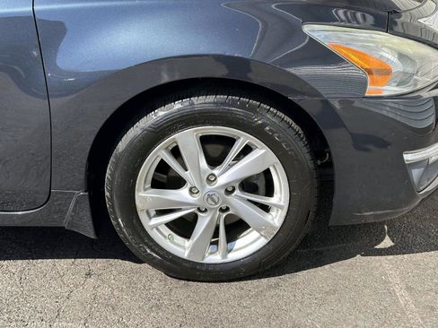 Used 2013 Nissan Altima 2.5 SL FWD image 6