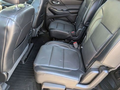Used 2018 Chevrolet Traverse Premier w/ Driver Confidence II Package image 25