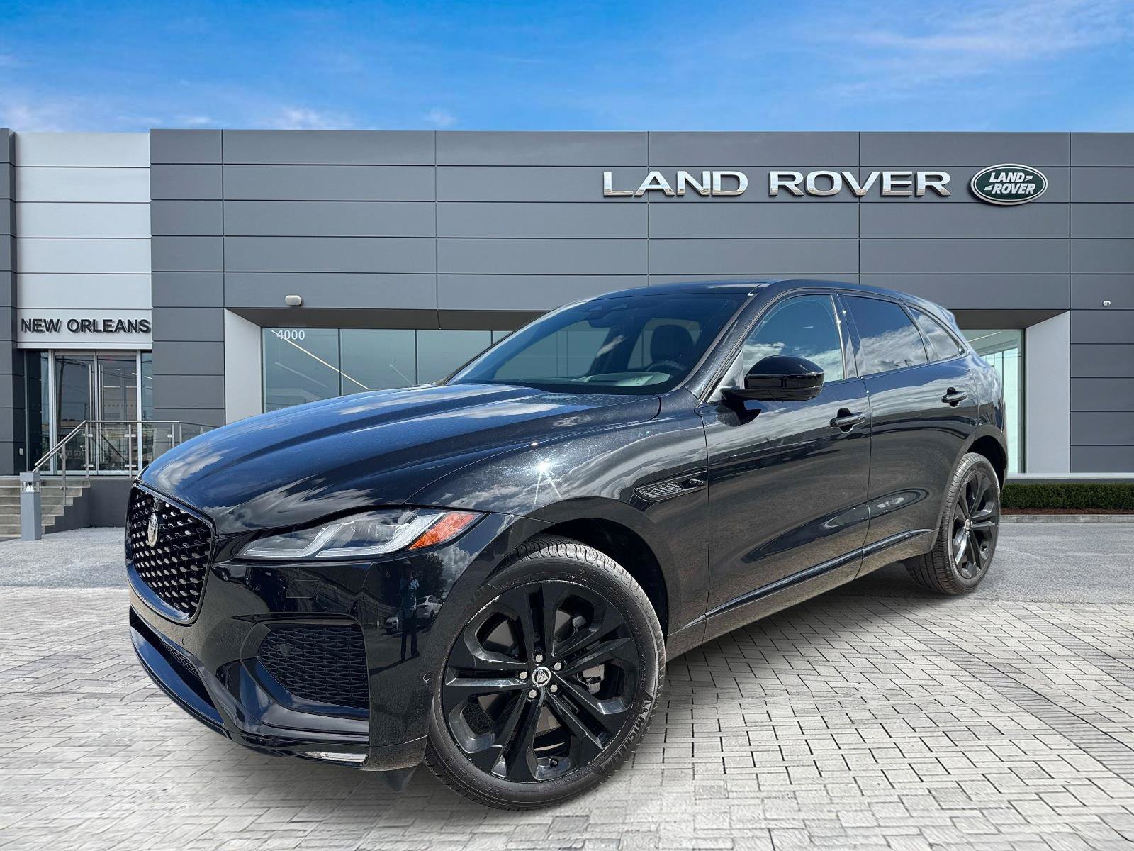 Used 2026 Jaguar F-PACE R-Dynamic S AWD/4WD image 1