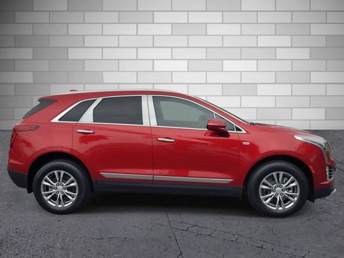 Certified 2022 Cadillac XT5 Premium Luxury w/ LPO, Premium Carpet Package FWD image 6