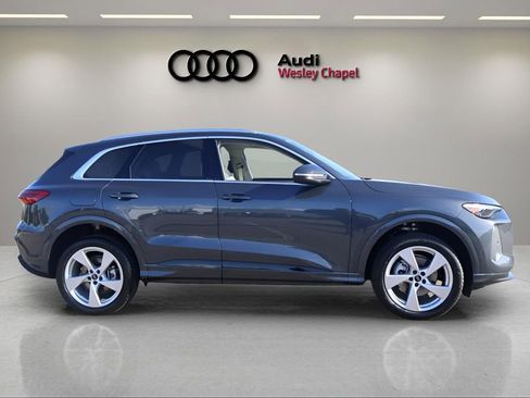 New 2025 Audi Q5 Premium Plus image 6