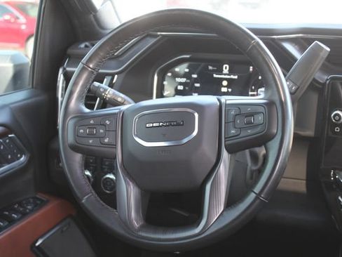 Used 2025 GMC Sierra 2500 Denali Ultimate AWD/4WD image 23