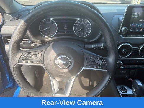 Used 2024 Nissan Sentra SV FWD image 14