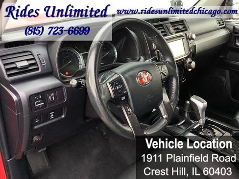 Used 2018 Toyota 4Runner TRD Off-Road Premium AWD/4WD image 13