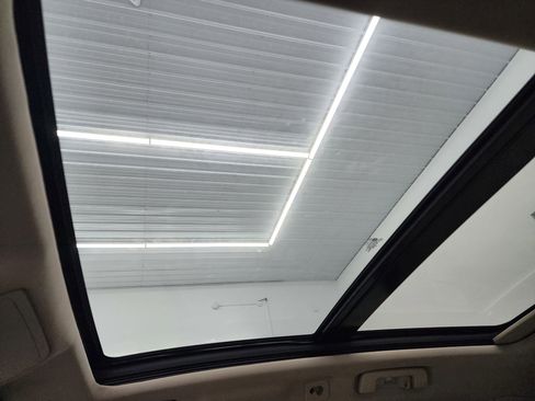 Used 2016 Cadillac SRX Premium image 13