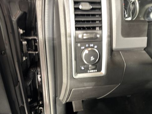 Used 2017 RAM 1500 Big Horn AWD/4WD image 18