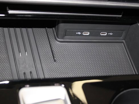 New 2026 Volkswagen Atlas SEL image 24