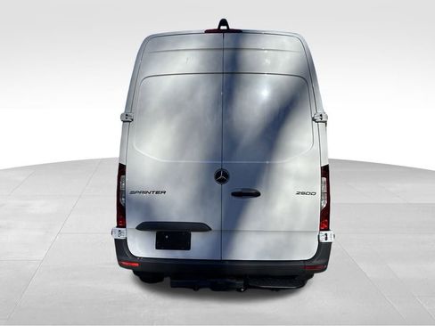New 2025 Mercedes-Benz Sprinter 2500 image 4