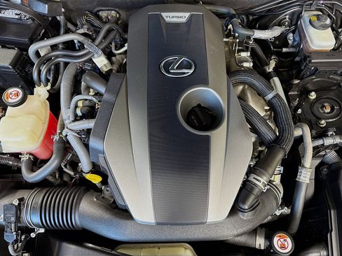 Used 2018 Lexus IS 300 w/ Premium Package image 39