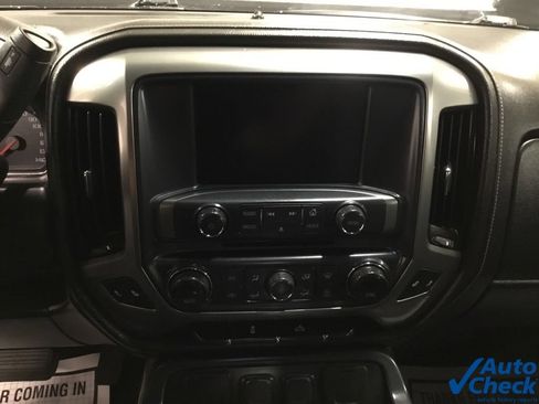 Used 2018 Chevrolet Silverado 1500 LTZ AWD/4WD image 54