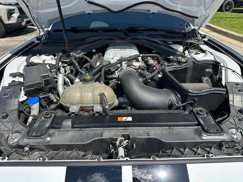 Certified 2021 Ford Mustang Shelby GT500 w/ Technology Package RWD image 10