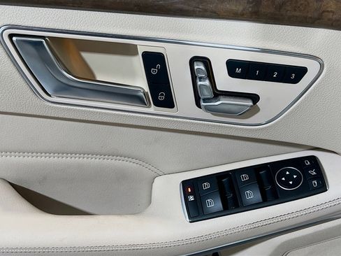 Used 2016 Mercedes-Benz E 350 4MATIC Wagon image 14