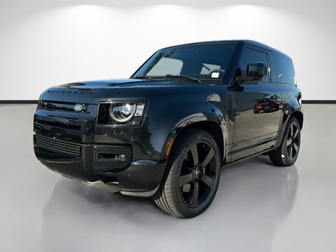 Used 2023 Land Rover Defender 90 V8 AWD/4WD image 7
