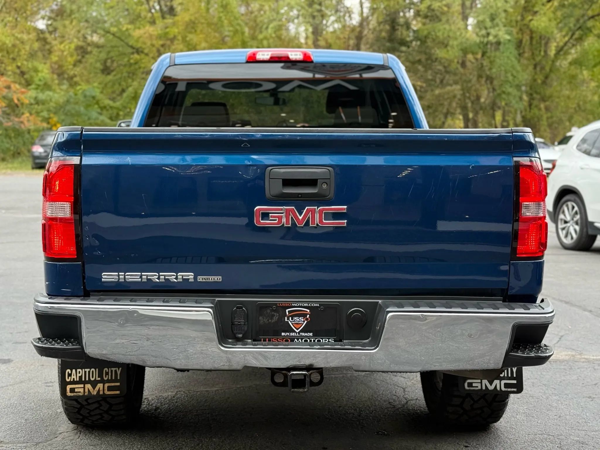 Used 2019 GMC Sierra 1500 Limited w/ Sierra Convenience Package AWD/4WD image 5