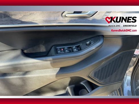 Used 2024 Jeep Grand Cherokee L Limited w/ Luxury Tech Group II AWD/4WD image 13