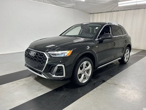 Certified 2025 Audi Q5 2.0T Premium Plus w/ Premium Plus Package AWD/4WD image 5