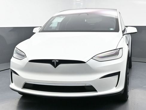 Used 2023 Tesla Model X image 6