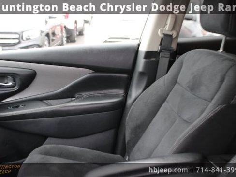 Used 2022 Nissan Murano S image 31