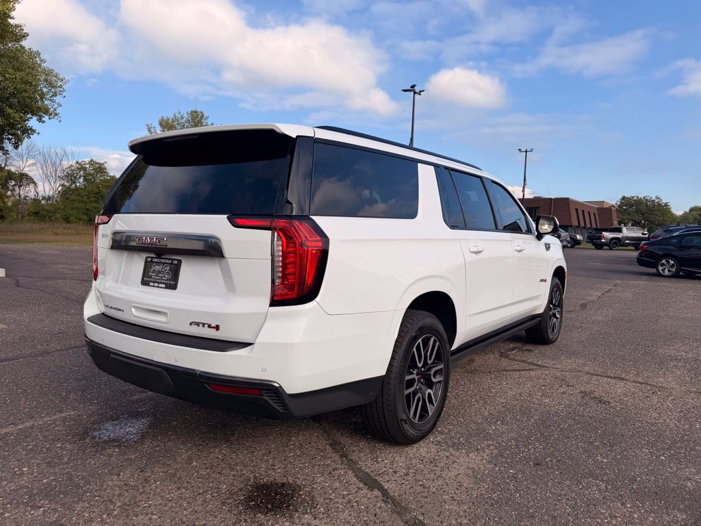 Used 2021 GMC Yukon XL AT4 w/ AT4 Premium Plus Package AWD/4WD image 5